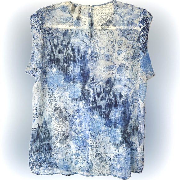 Blue Patterned Sleeveless Top - Picture 8 of 8